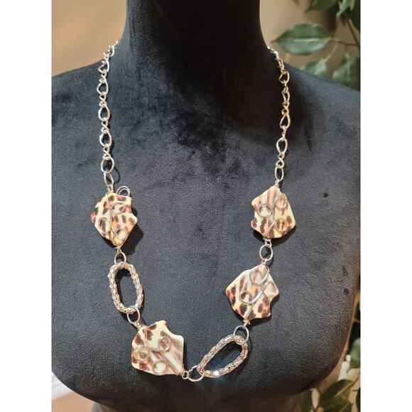Women's Statement Necklace With Leopard Print Beads And Silver Chain Links - Picture 2 of 5